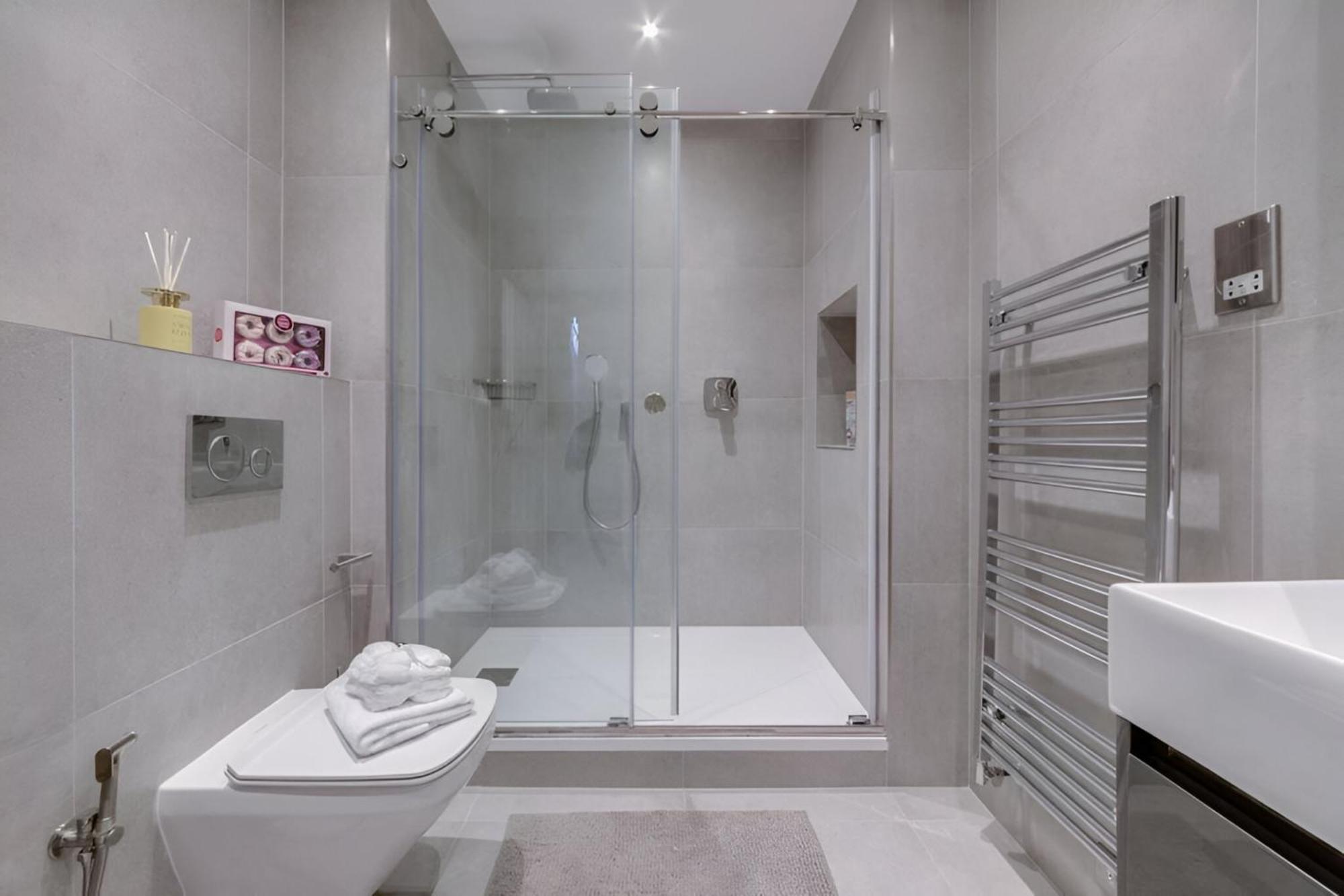 Luxury London 3 Bedroom Duplex With Pool Table - 4Hs Exterior foto
