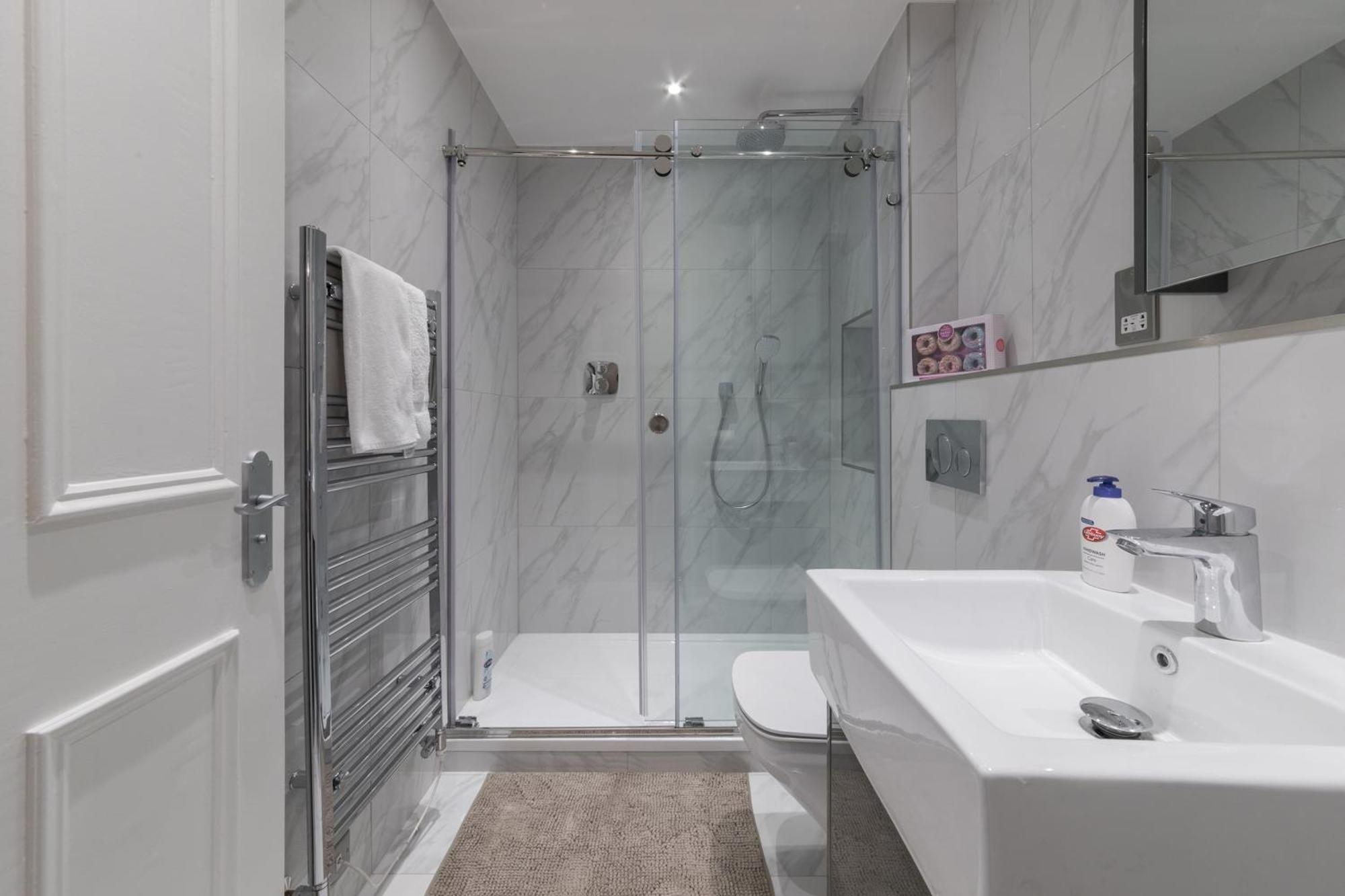 Luxury London 3 Bedroom Duplex With Pool Table - 4Hs Exterior foto