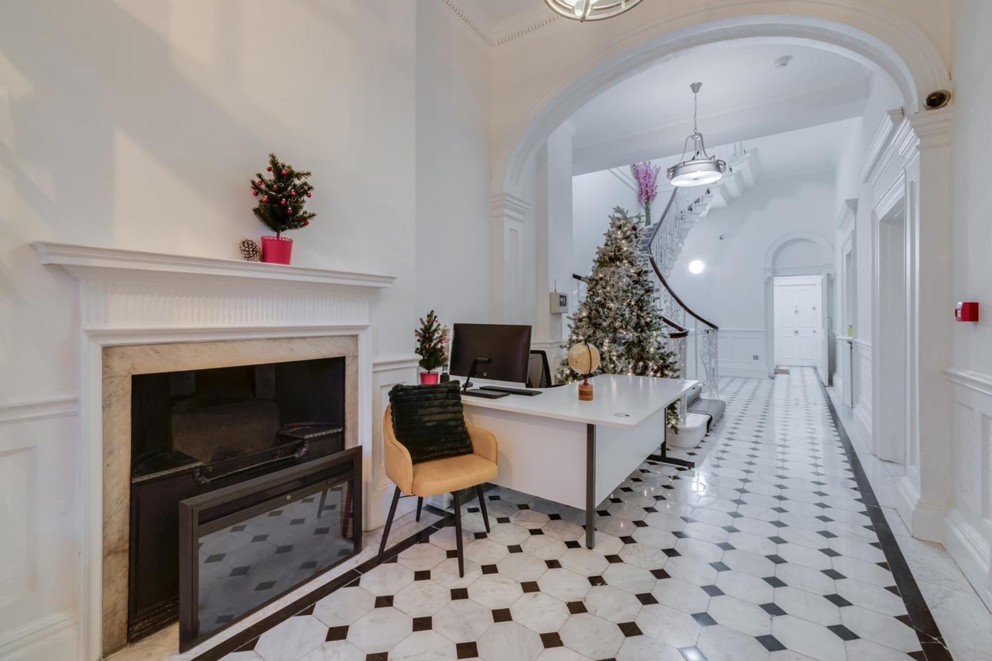 Luxury London 3 Bedroom Duplex With Pool Table - 4Hs Exterior foto